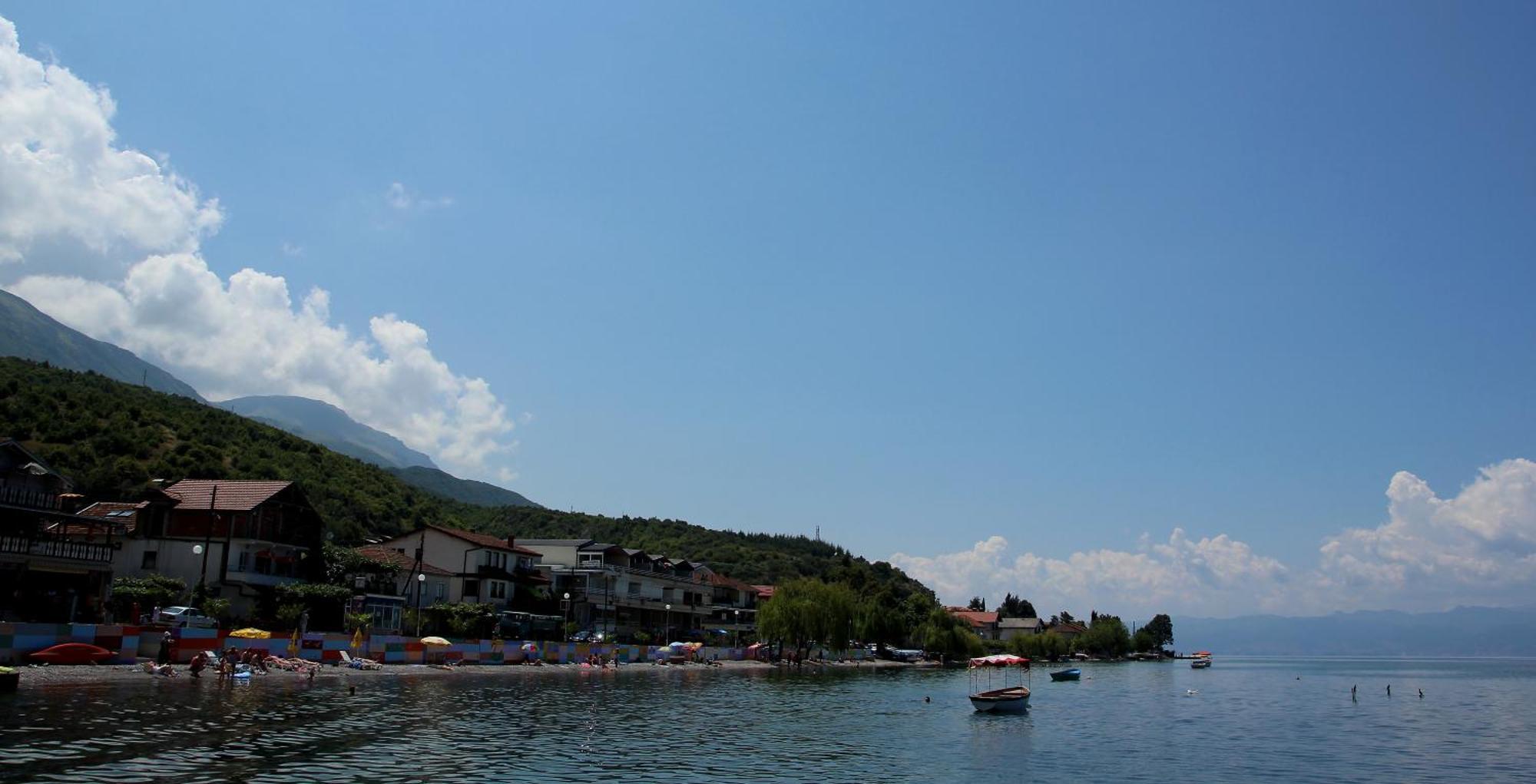 Апартаменты Pension Lale Пештани Экстерьер фото
